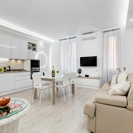 Bmga L The White Crown In Testaccio *