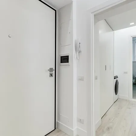 شقة Bmga L The White Crown In Testaccio *