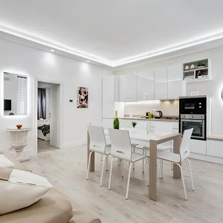 Bmga L The White Crown In Testaccio شقة روما