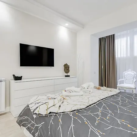 Bmga L The White Crown In Testaccio شقة روما