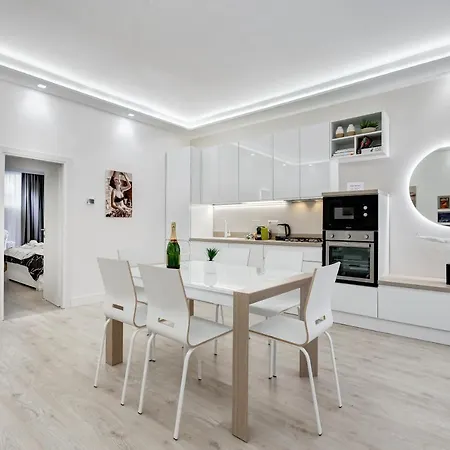 شقة Bmga L The White Crown In Testaccio روما