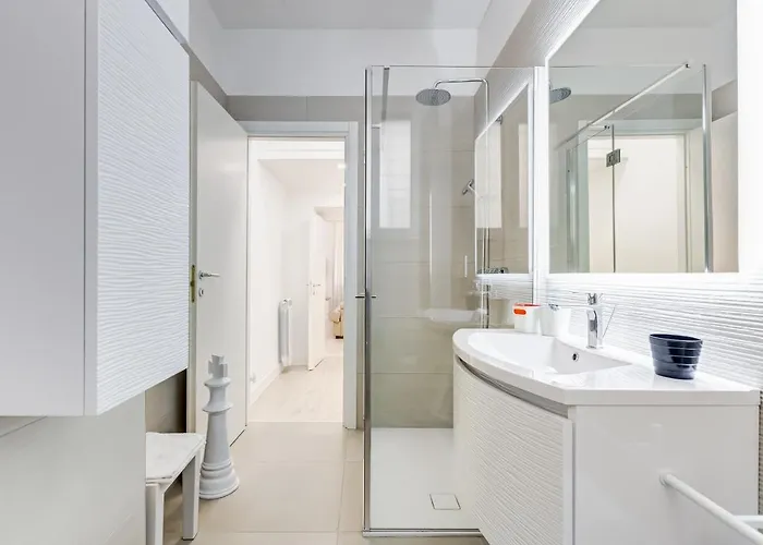 Bmga L The White Crown In Testaccio 公寓